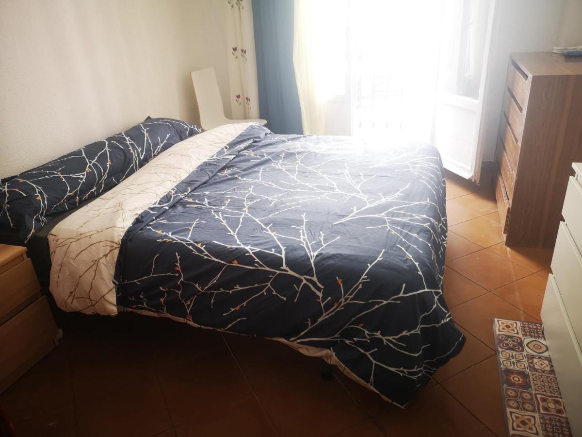 Centrica Habitacion Bed & Breakfast Madrid Luaran gambar
