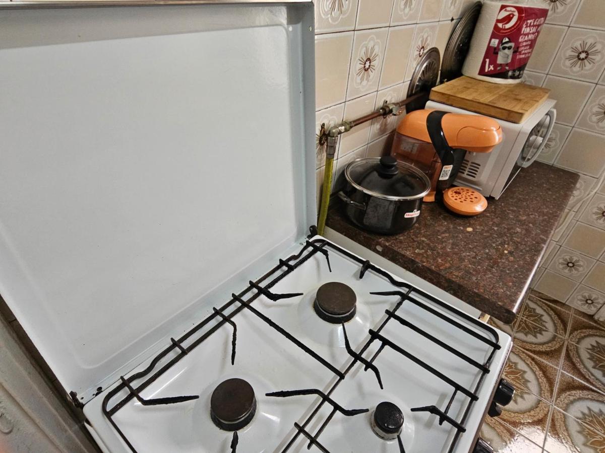 Centrica Habitacion Bed & Breakfast Madrid Luaran gambar
