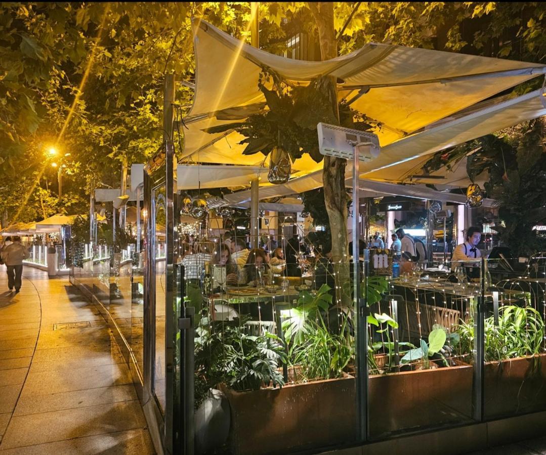 Centrica Habitacion Bed & Breakfast Madrid Luaran gambar